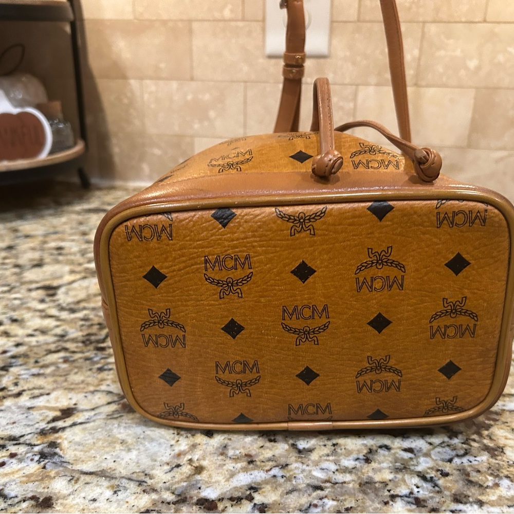 MCM Visetos Cognac Nappa Leather Monogram Drawstring Bucket Bag.  Authentic! - Picture 8 of 12